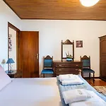 Πανσιόν Guestready - Faia House 3*